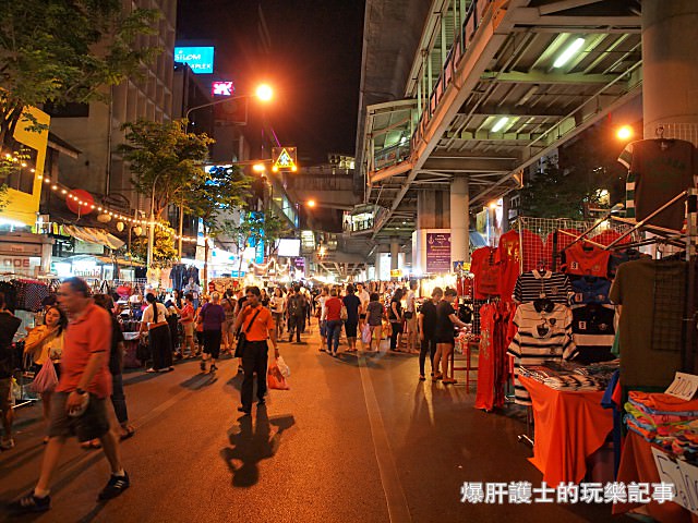 【曼谷】沙拉當週日步行街 Sala Daeng Sunday walking street - nurseilife.cc