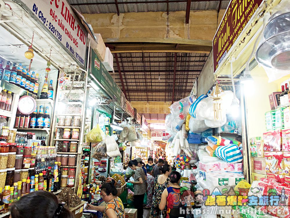 越南、胡志明市｜濱城市場Ben Thanh Market 白天市集、晚上夜市在此體驗當地生活的縮影 - nurseilife.cc