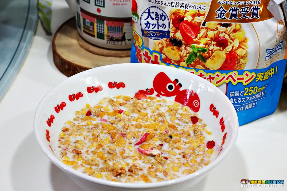 日本超市必買｜金賞受賞有草莓果乾的營養多穀物麥片 - nurseilife.cc