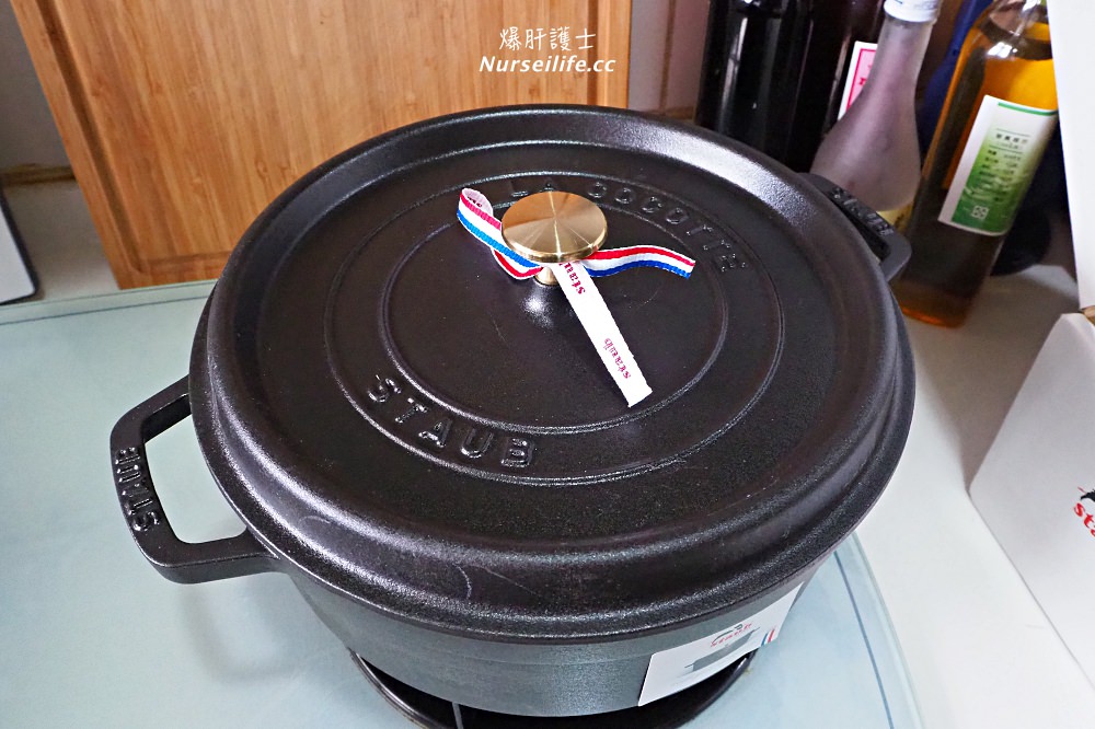 為歡樂派對而生的鑄鐵鍋–Staub圓型鑄鐵26cm淺燉鍋 - nurseilife.cc