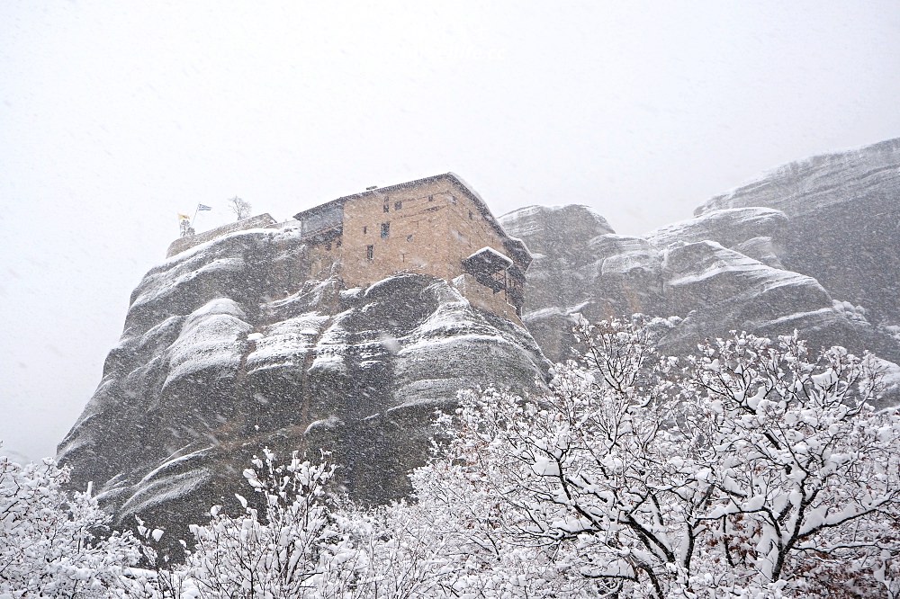 希臘｜邁泰奧拉 Meteora 崖上的修道院．世界遺產天空之城 - nurseilife.cc