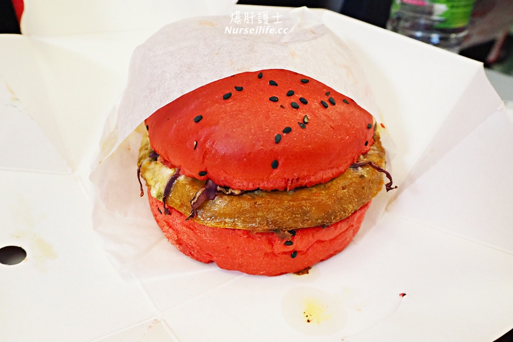 AirAsia 看起來詭異的紅漢堡(RED) 背後卻有個感人的故事 - nurseilife.cc