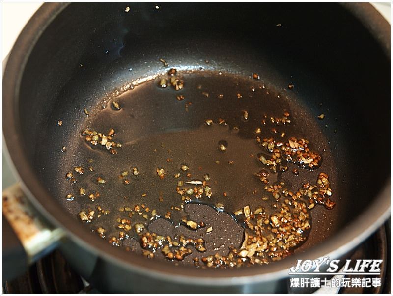 【荷蘭鍋】好吃又暖心的麻油雞&麻油麵線 簡單在家自己煮 - nurseilife.cc